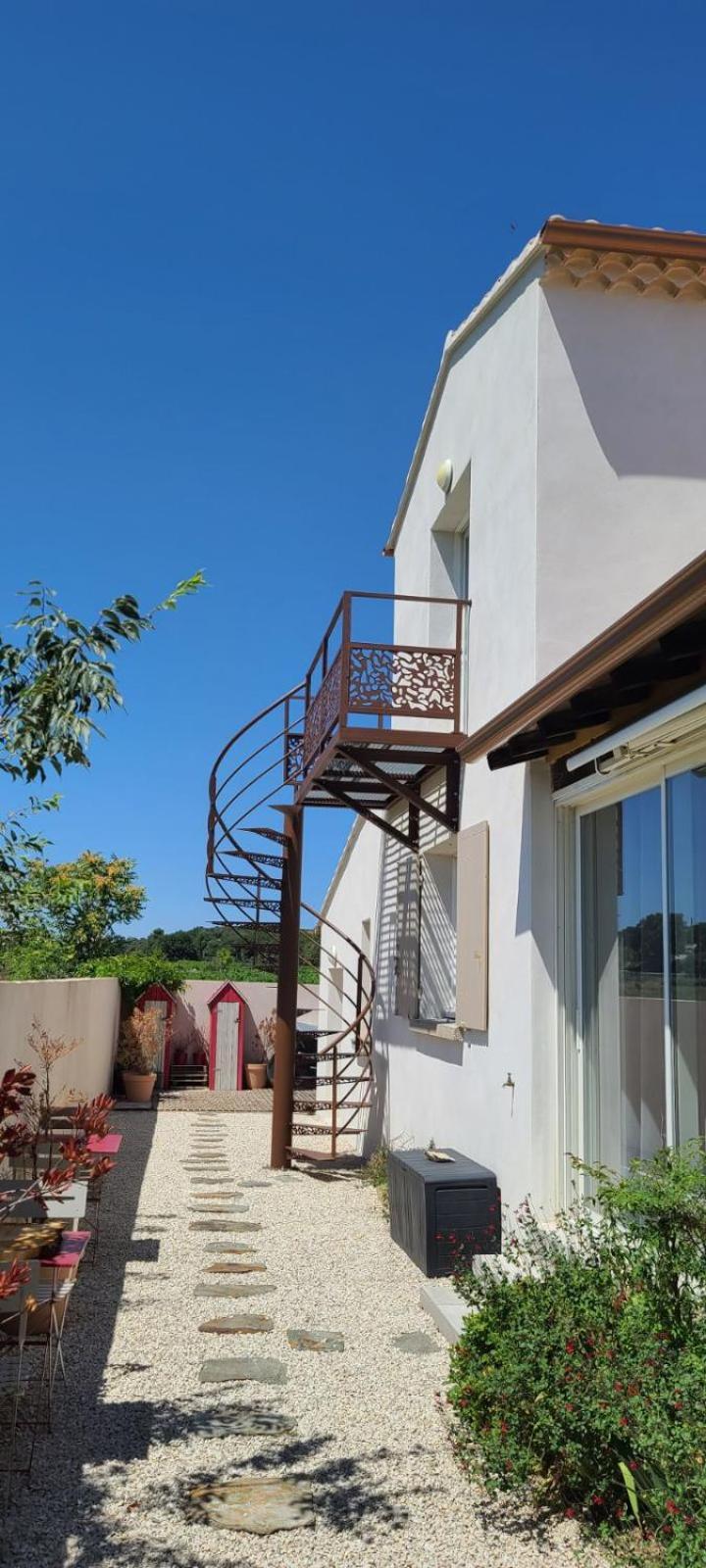 Chambre L A Tavel Exterior foto